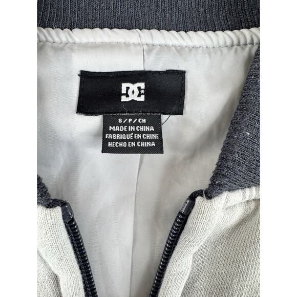 DC Shoes Free Agent Varsity Bomber Jacket Mens S Gray Navy Logo Zip-Up Skate Y2K - Picture 3 of 11